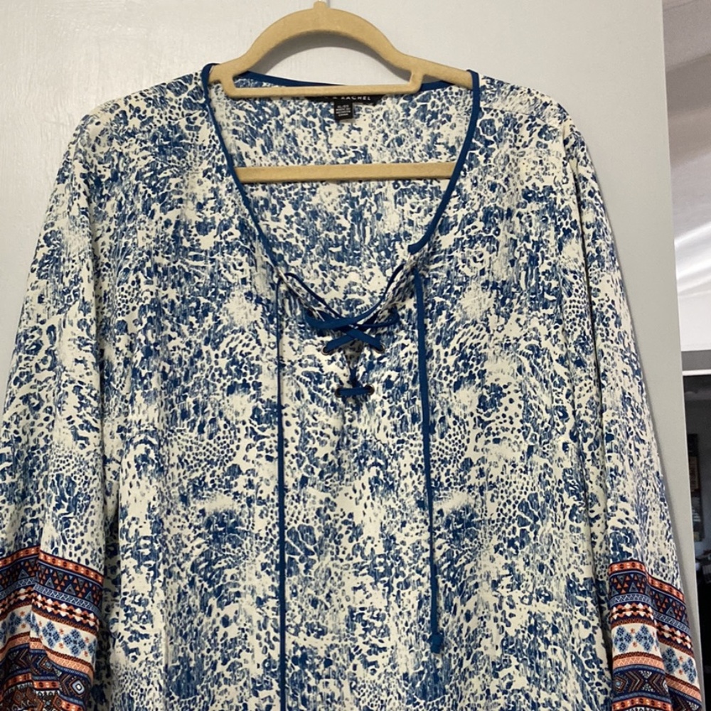 Woman’s Lightweight Tunic size XL NEW! Zac & Rachel